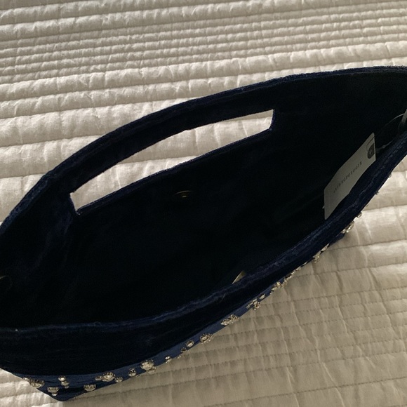 NWT Anthropologie navy blue velvet purse - Picture 7 of 11